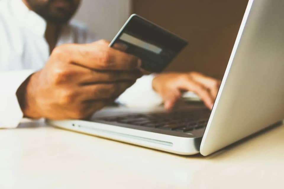 E-commerce Stores by GrowVika